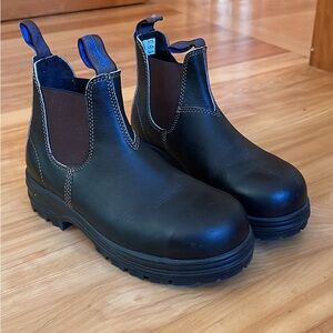 Women’s steel toe Blundstone boots